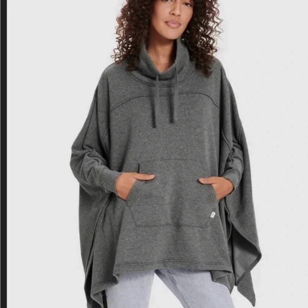 UGG navy fleece sweatshirt poncho jacket oversized M L